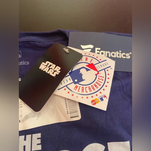 Fanatics New York Yankees The Force is Strong with Us Star Wars Youth XL T-Shirt - Picture 6 of 8